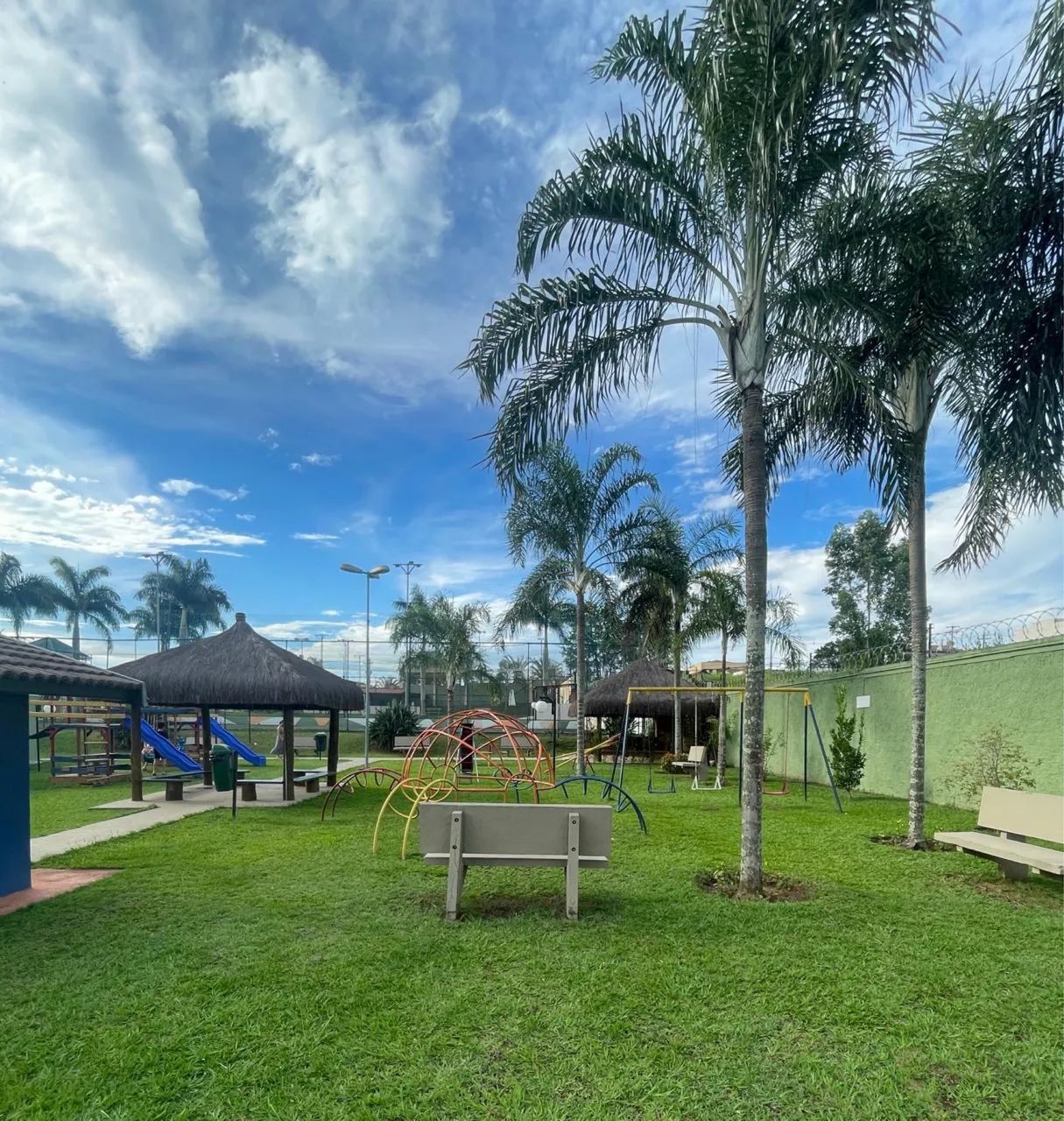 Vendo terreno em condomínio fechado - Foto 3