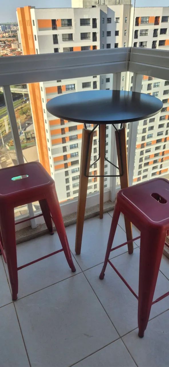 Mesa bistrô + 2 banquetas - Foto 2