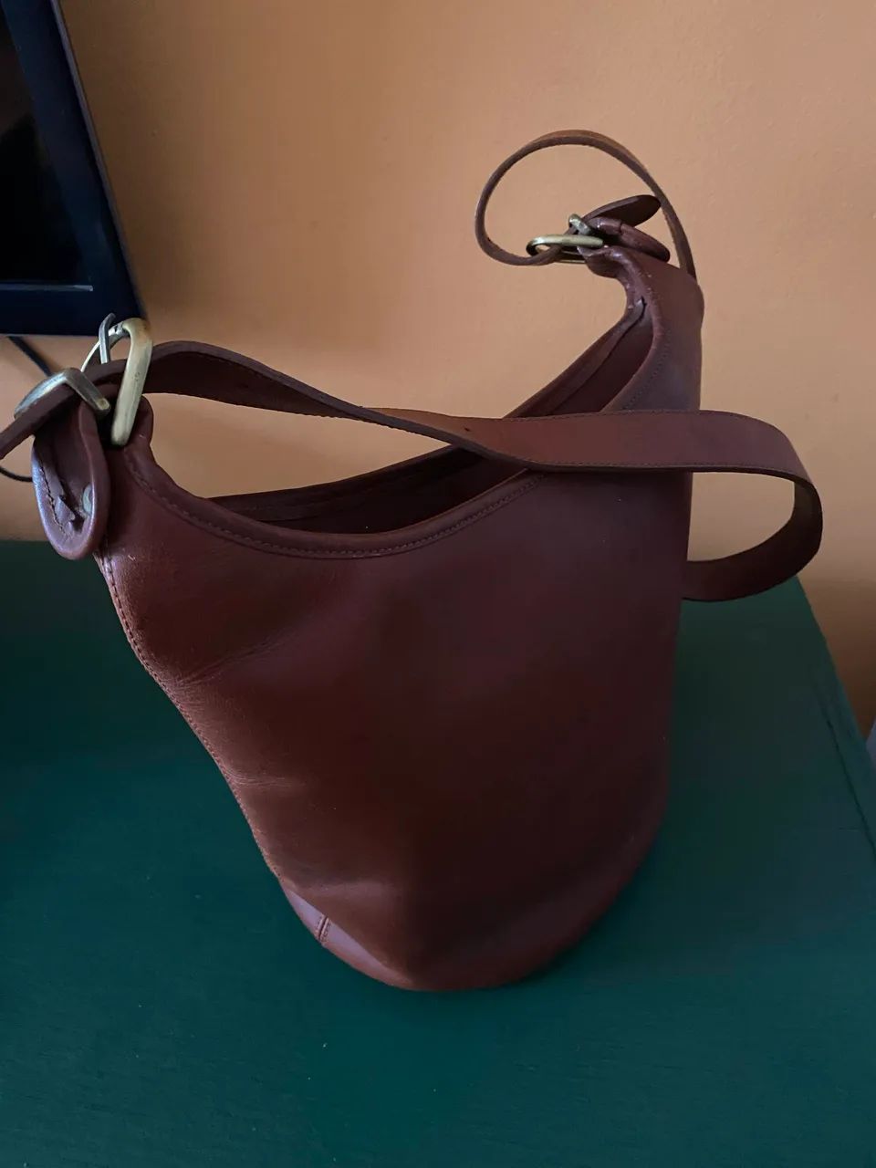 Bolsa marrom de couro 