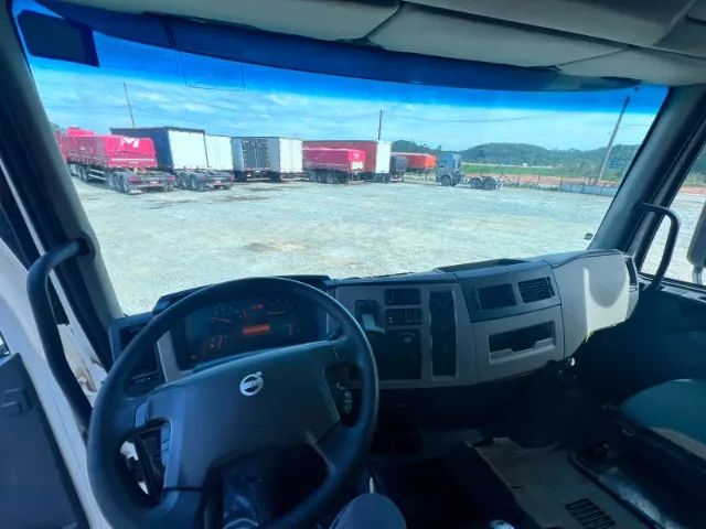 VOLVO VM 330 - 2020 - AUTOMÁTICO  - Foto 4
