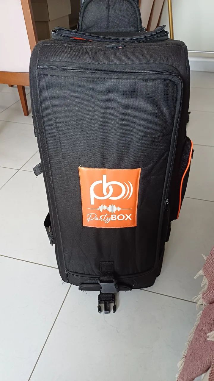 Caixa de som JBL partybox 310. 