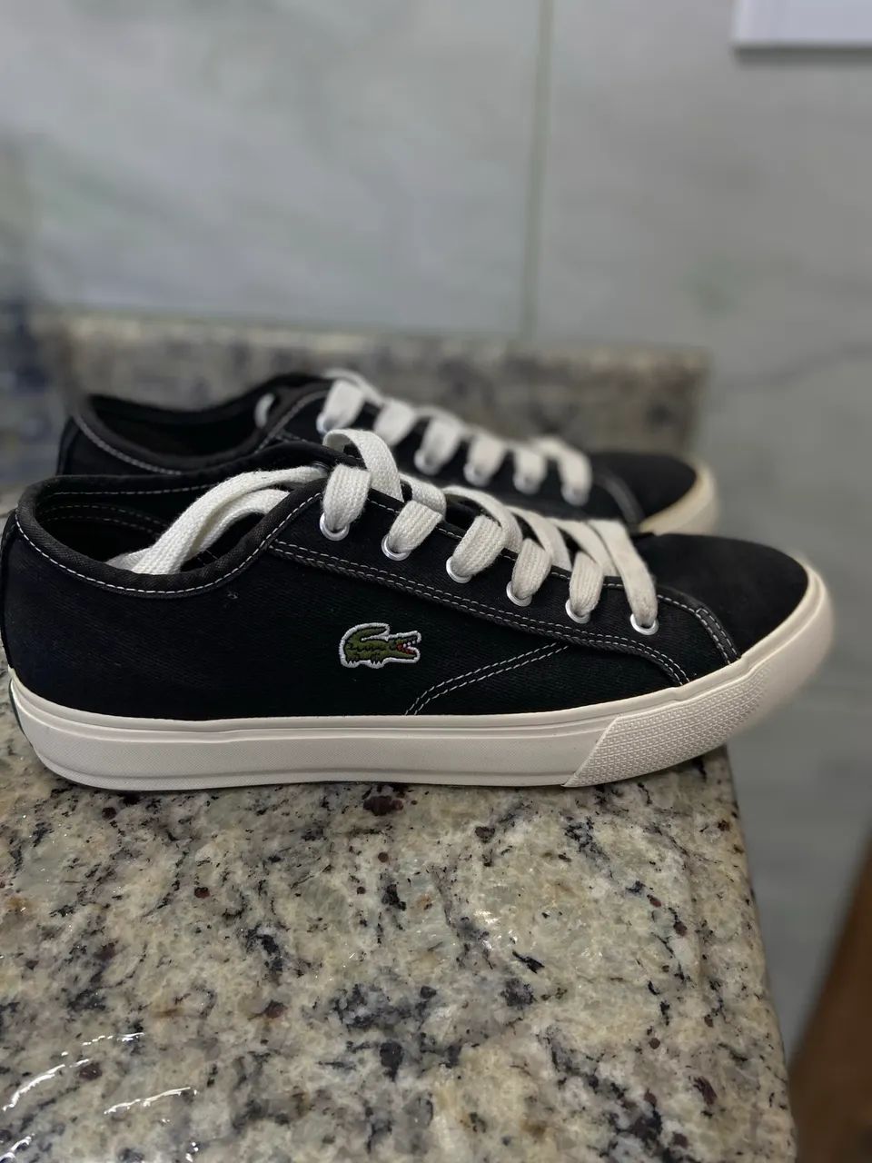 Tênis Lacoste - Preto 