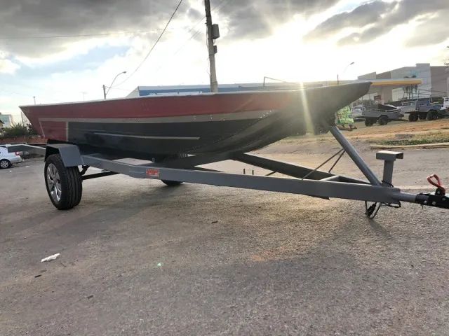 Canoa Soldada design eficiente com navegação tranquila - A partir de 7.990,00 - Foto 3