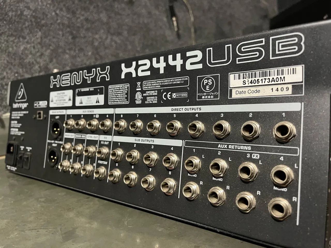Mesa de Som Behringer - Ótimo Estado - R$ 2.700 - Foto 3