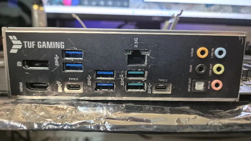 Placa Mãe Asus TUF Gaming z690-Plus D4 - Foto 4
