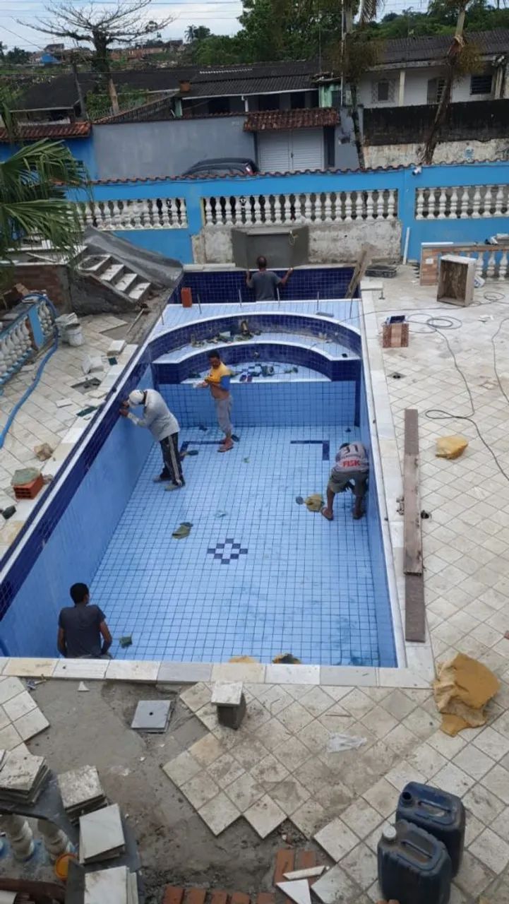 Construção  e reforma  de piscina  - Foto 4