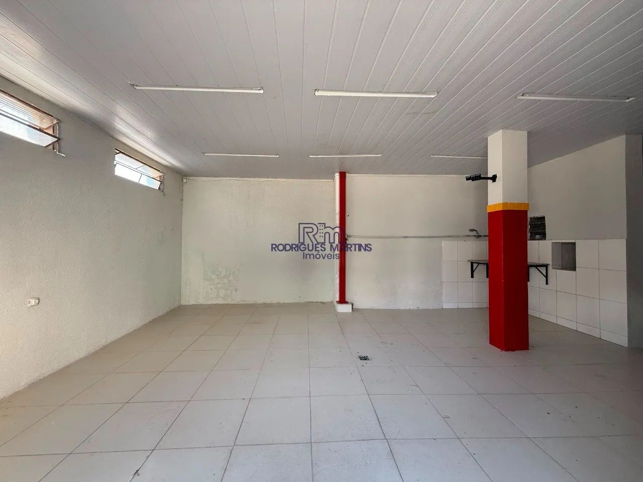 ALUGA-SE LOJA NA REGIÃO DO CAIÇARA. - Foto 2