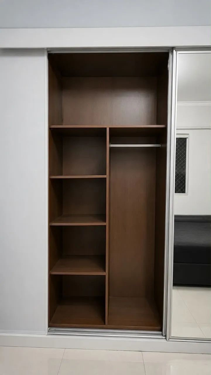 Guarda-roupa grande 3 portas - Foto 4