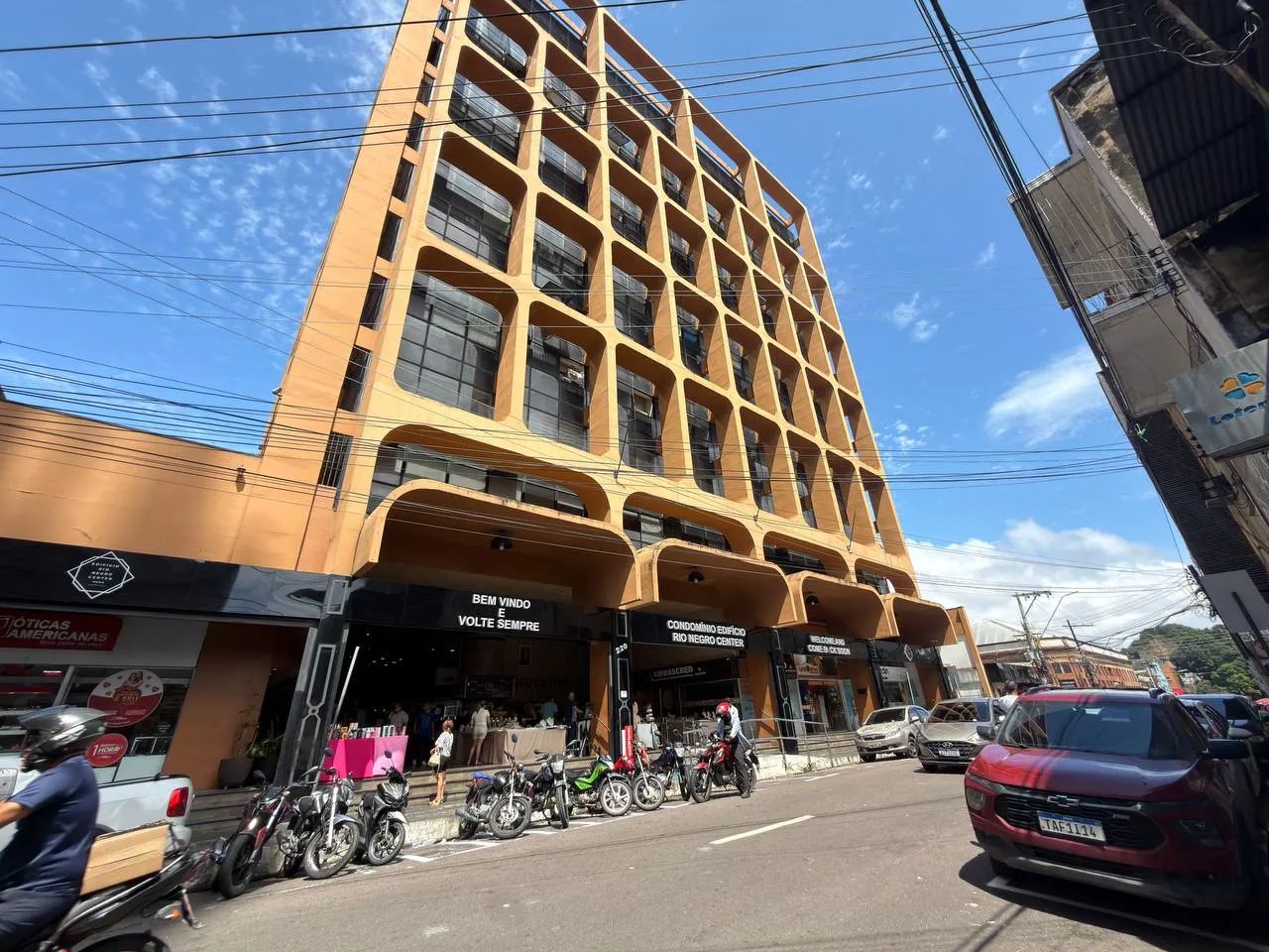 Edifício Rio Negro Center - Sala Comercial 38m² com 1 Vaga no Centro