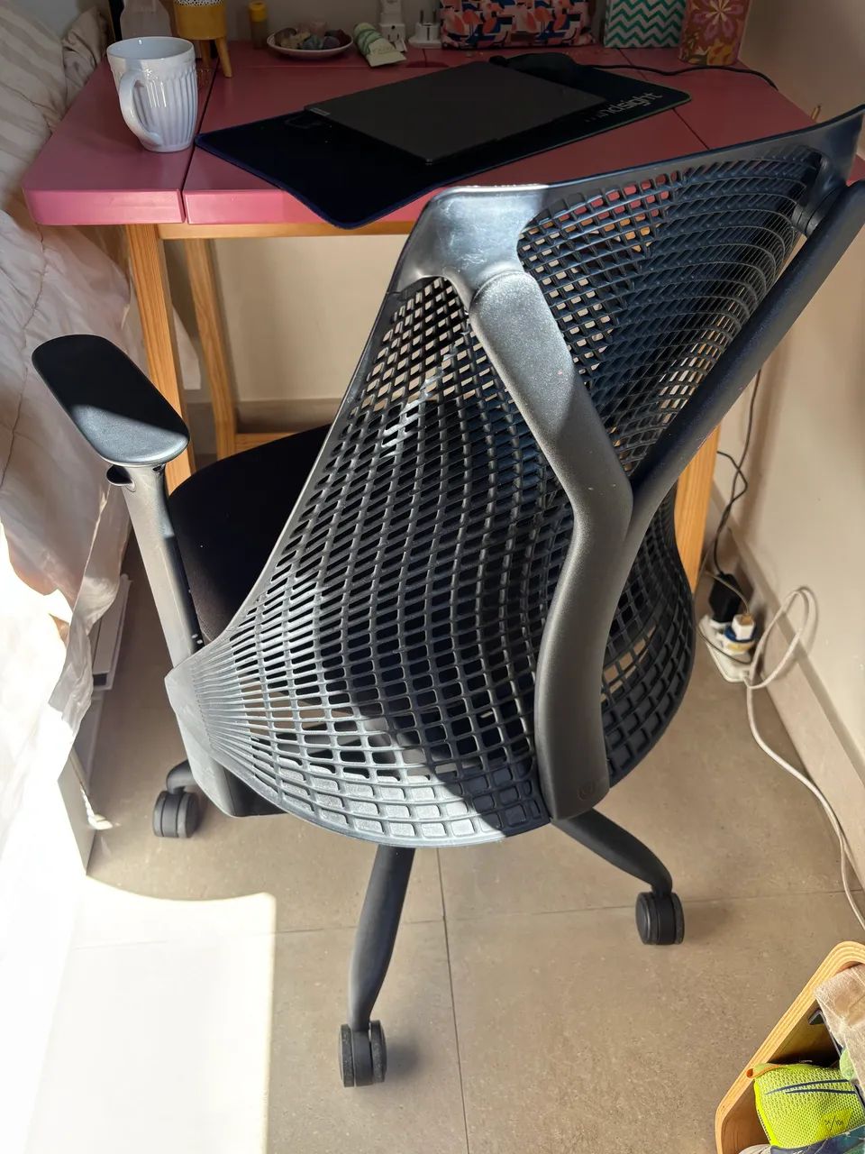 Cadeira Herman Miller Sayl Preta - Foto 2