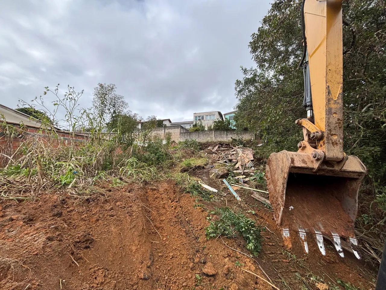 Terraplanagem e limpeza de terreno - Foto 5