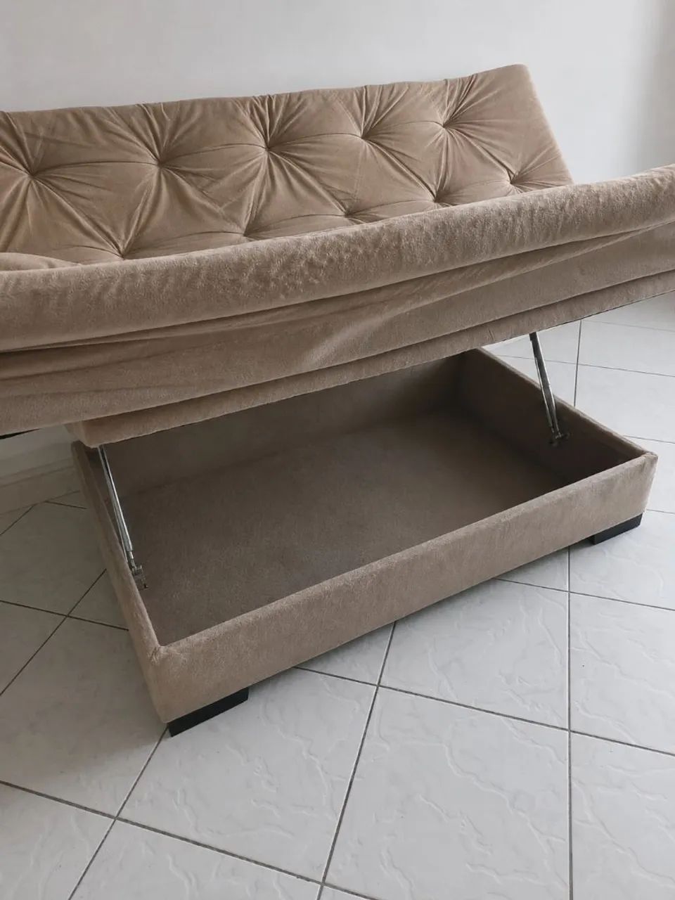 Sofá cama com baú 