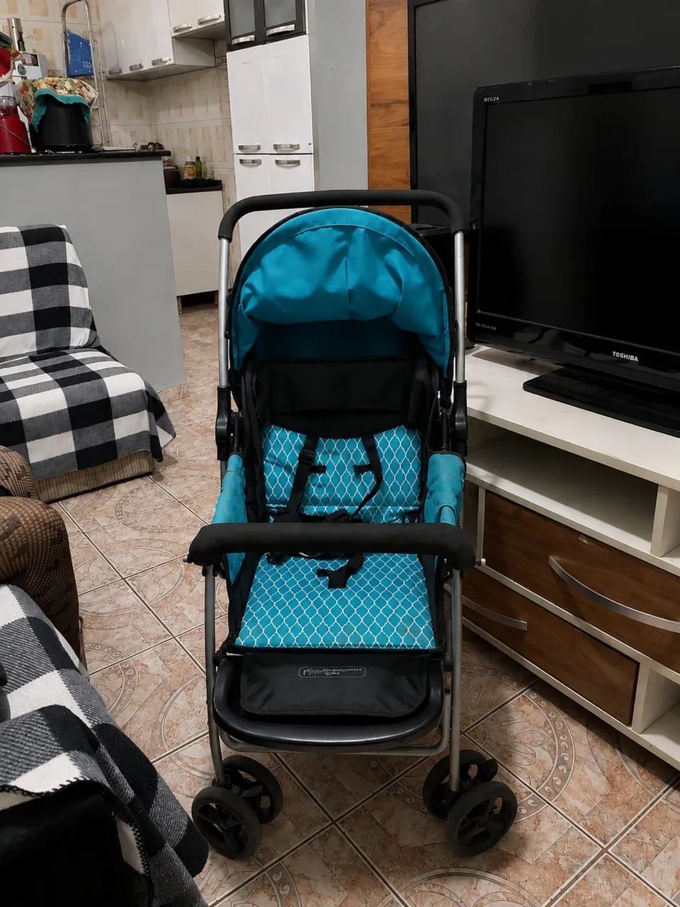Carrinho de bebê /passeio dobrável  - Foto 2