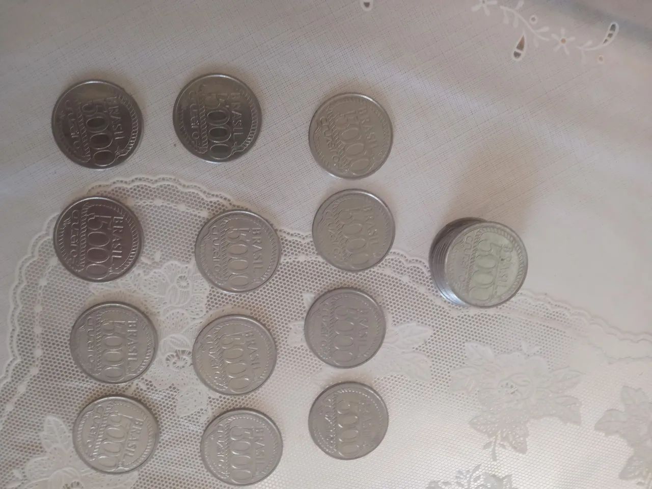 Moedas antigas excelente condições.