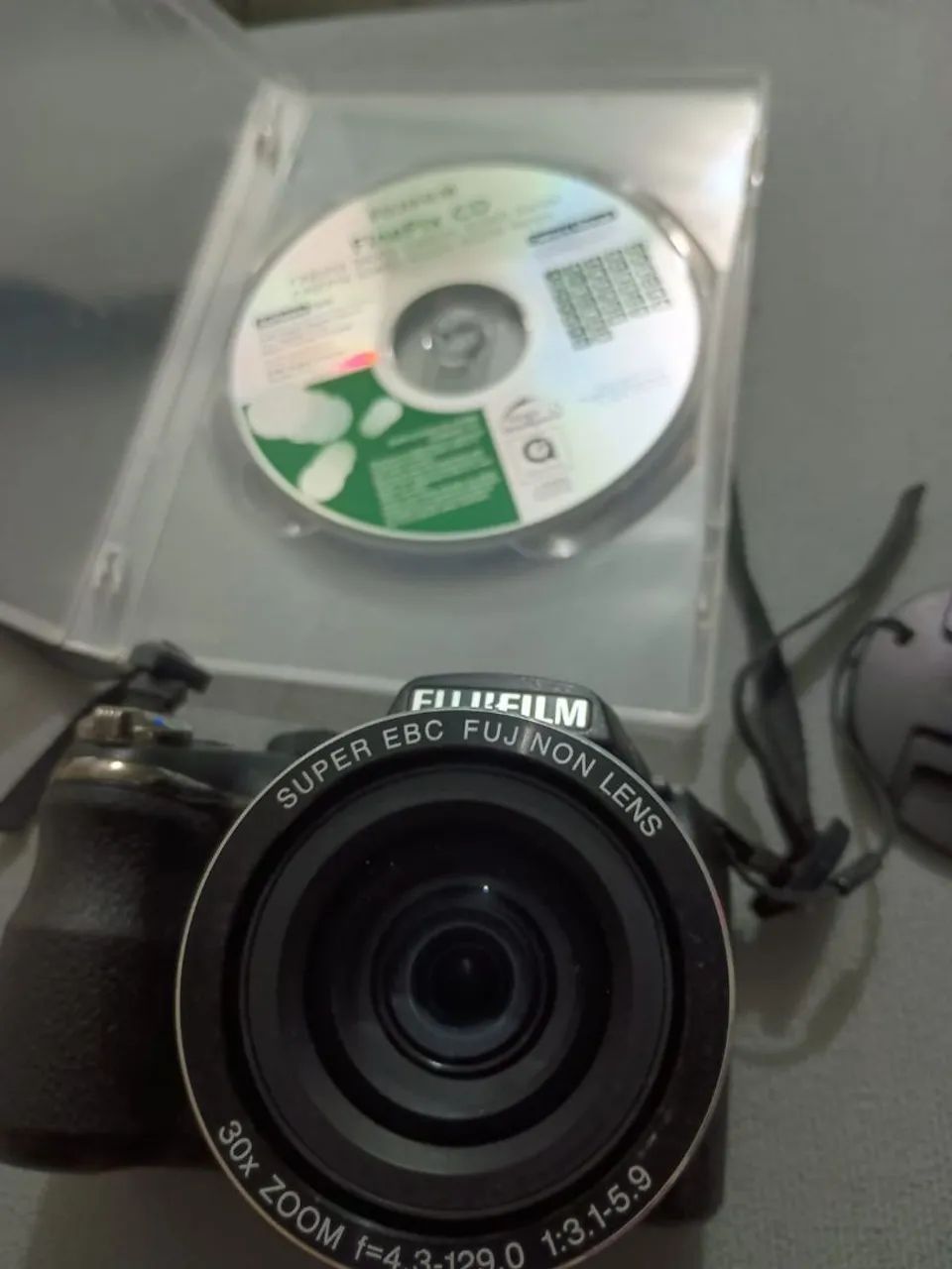 CAMERA SEMIPROFISSIONAL FUJI FINEPIX 