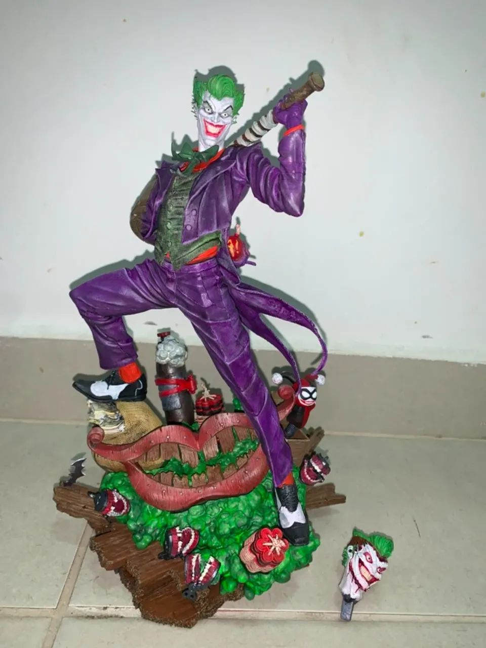 Action Figure Coringa / Joker - Deluxe - Foto 2