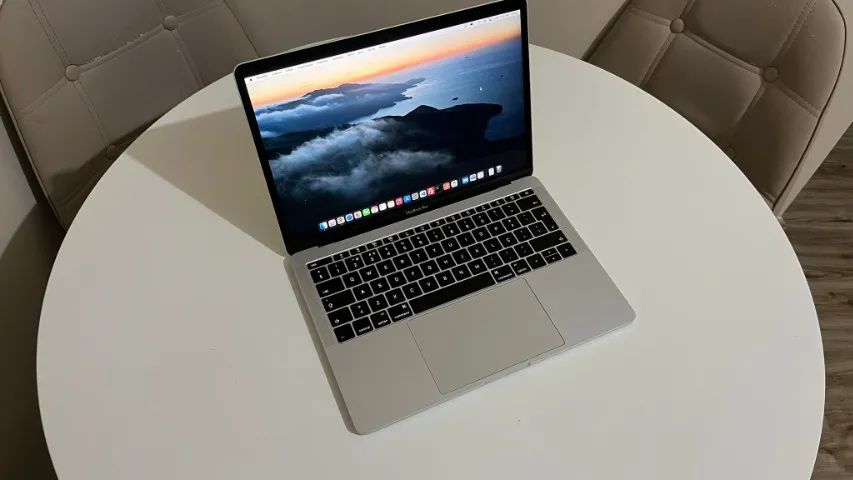 MacBook本体 Yoshiharu Toda Macbook Pro 15 I7 2017 Touch Bar A1707 Space Gray (Recondicionado