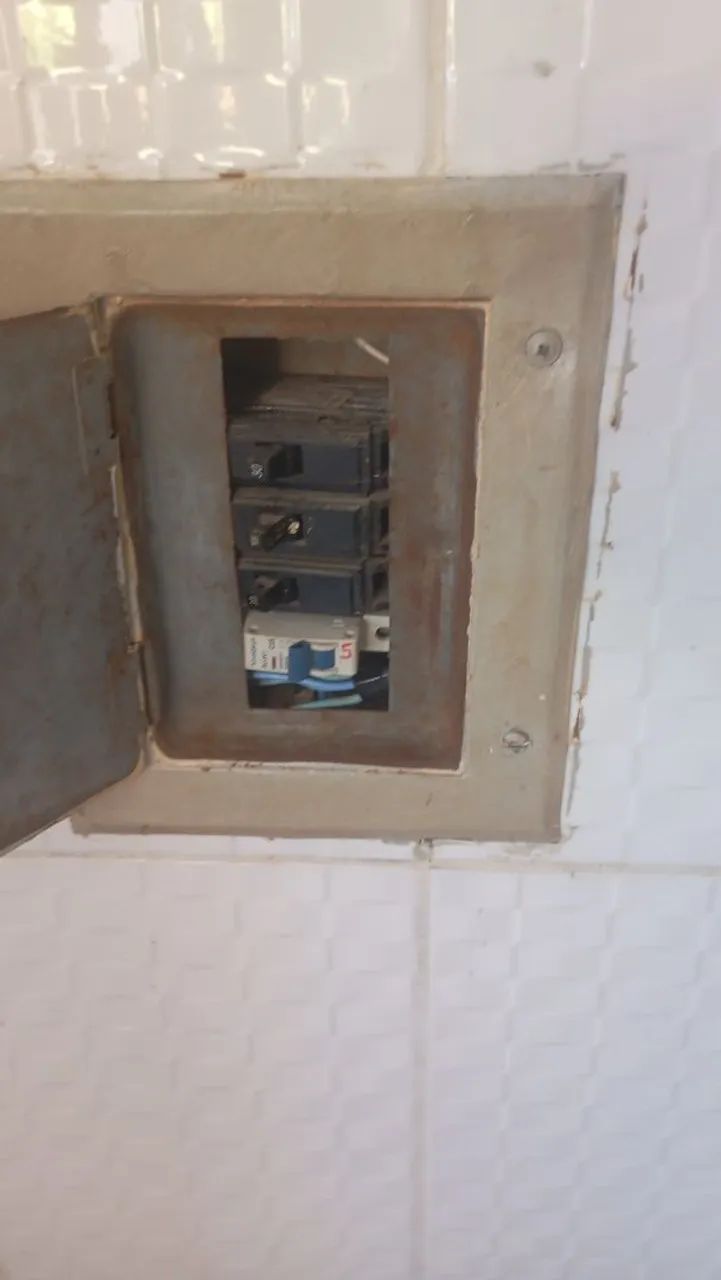 Eletricista 24 horas Reparos elétricos  - Foto 2