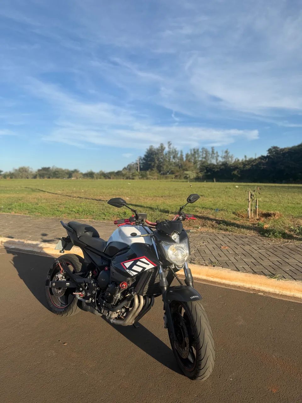 Yamaha Xj6 2015  - Foto 2