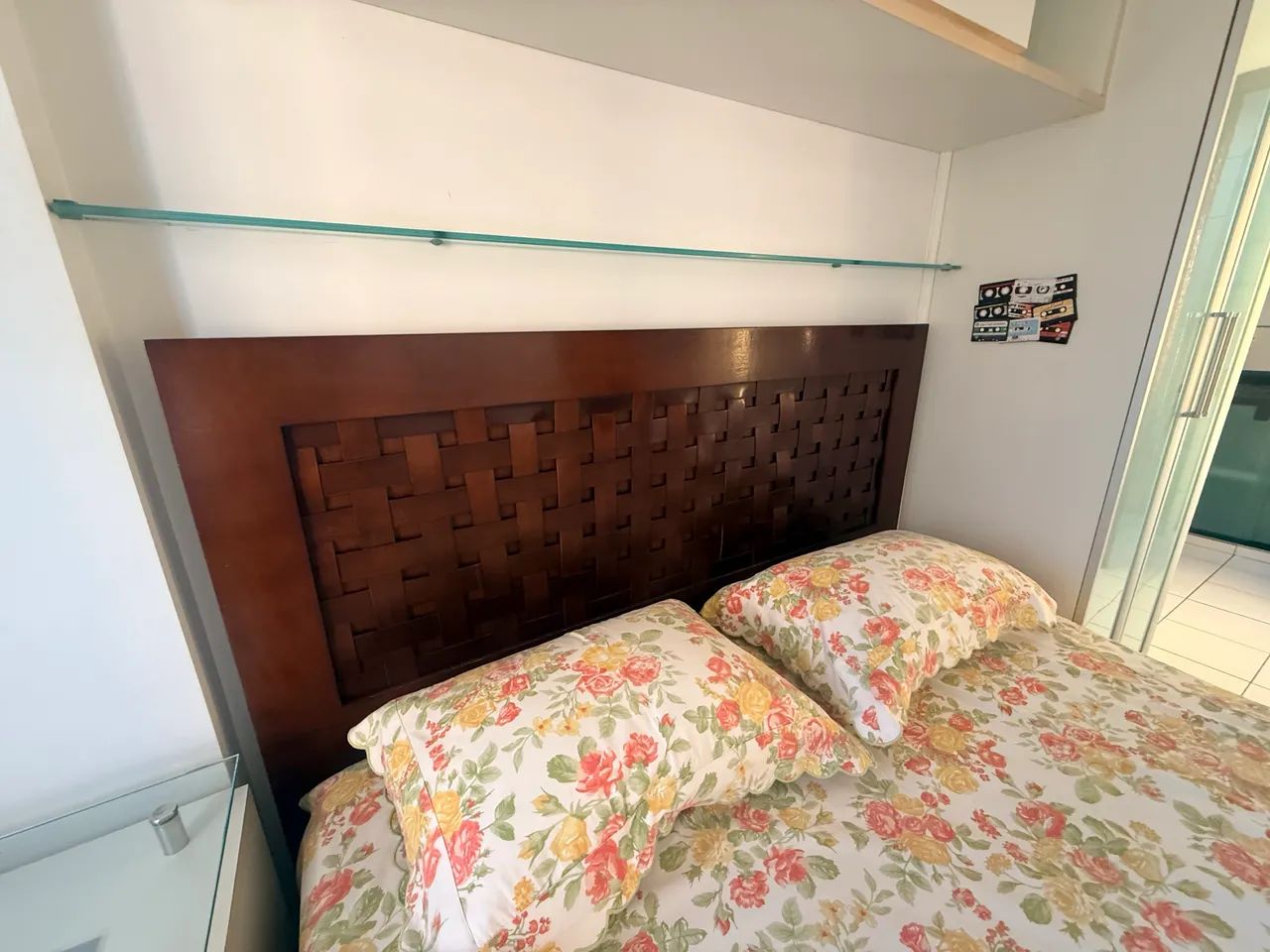 Cama Queen - Excelente Estado