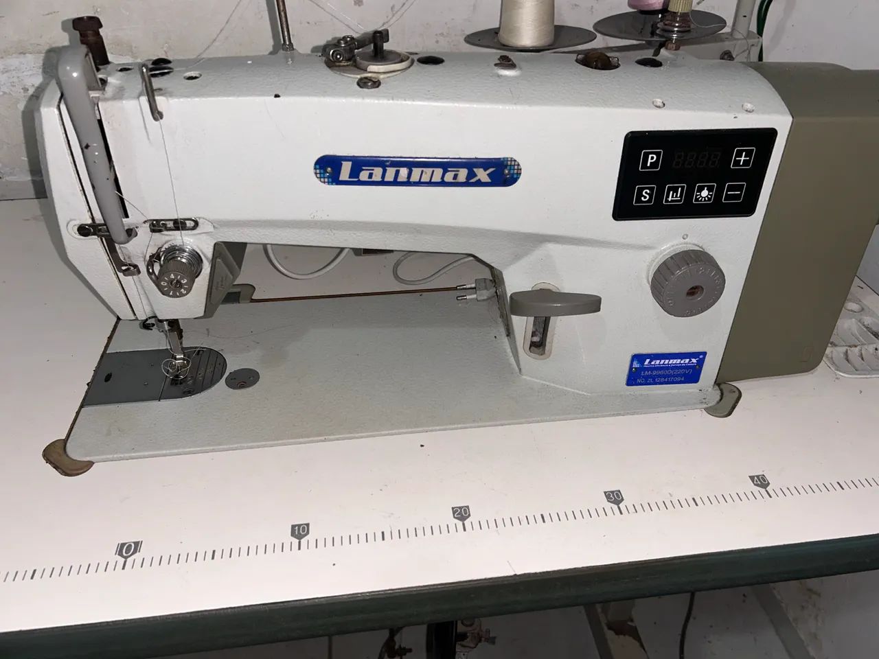 Máquina costura  - Foto 2