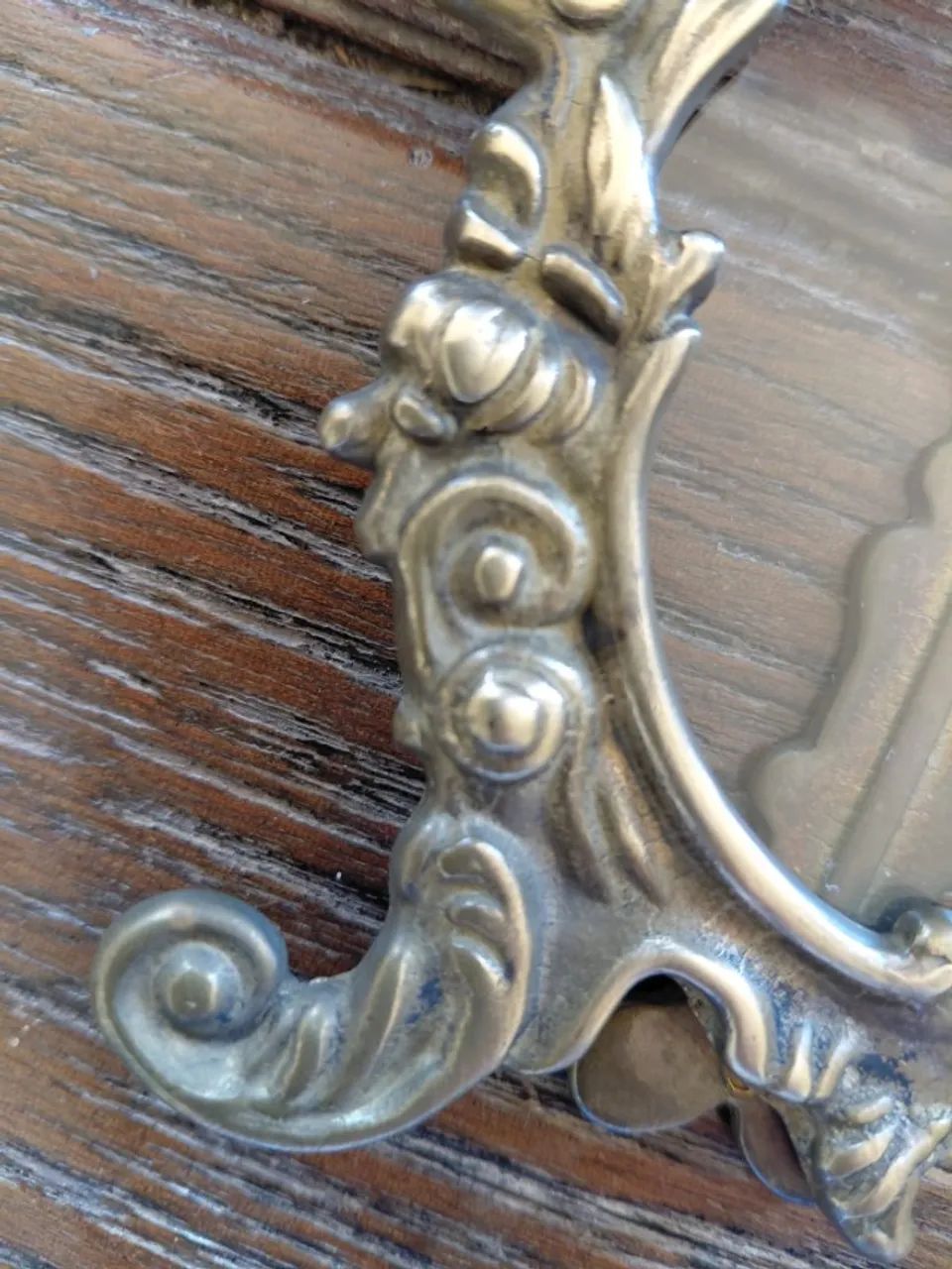 Porta retrato antigo em bronze trabalhado - Foto 3