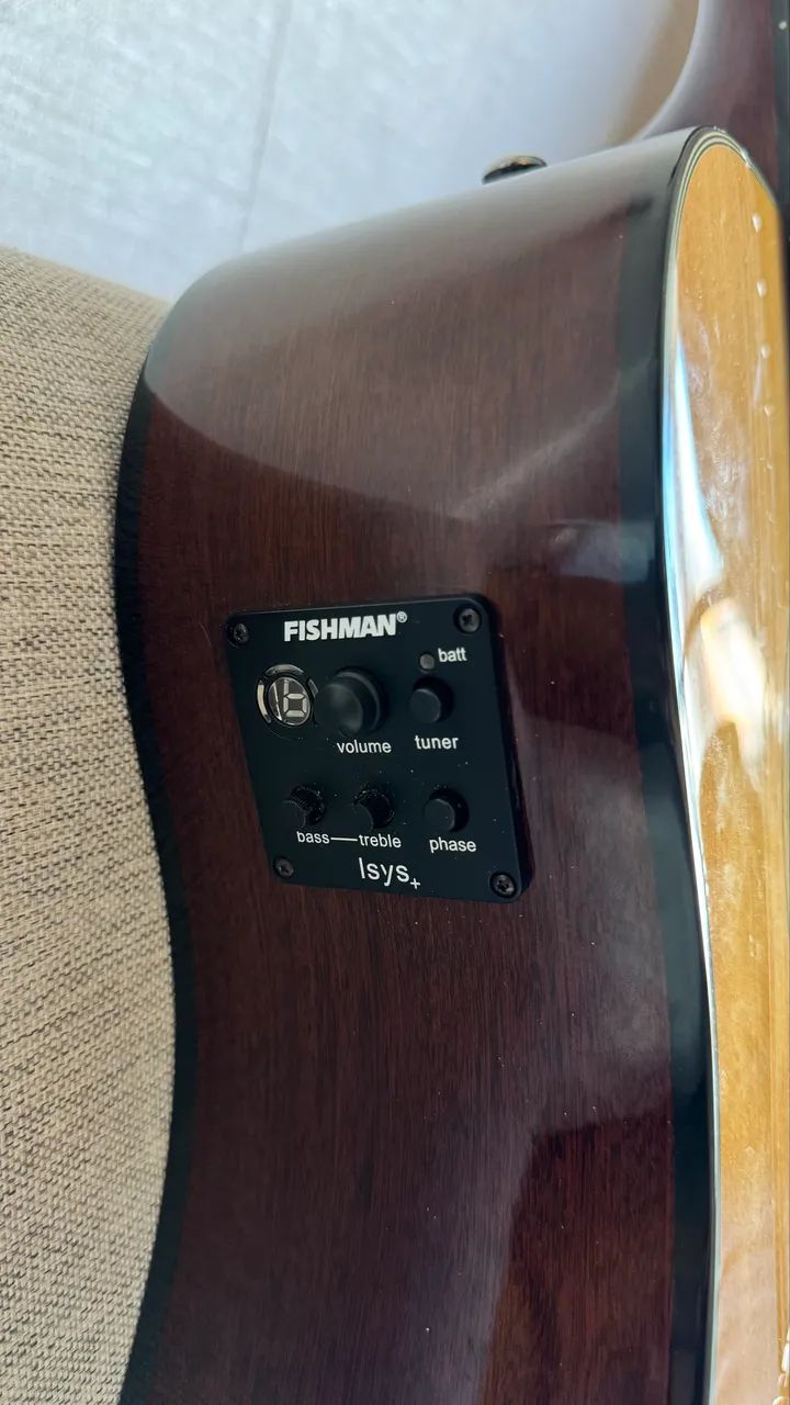 Fender CD-60CE NAT-DS-V2 + Fishman Isys+ + Case Fender Premium