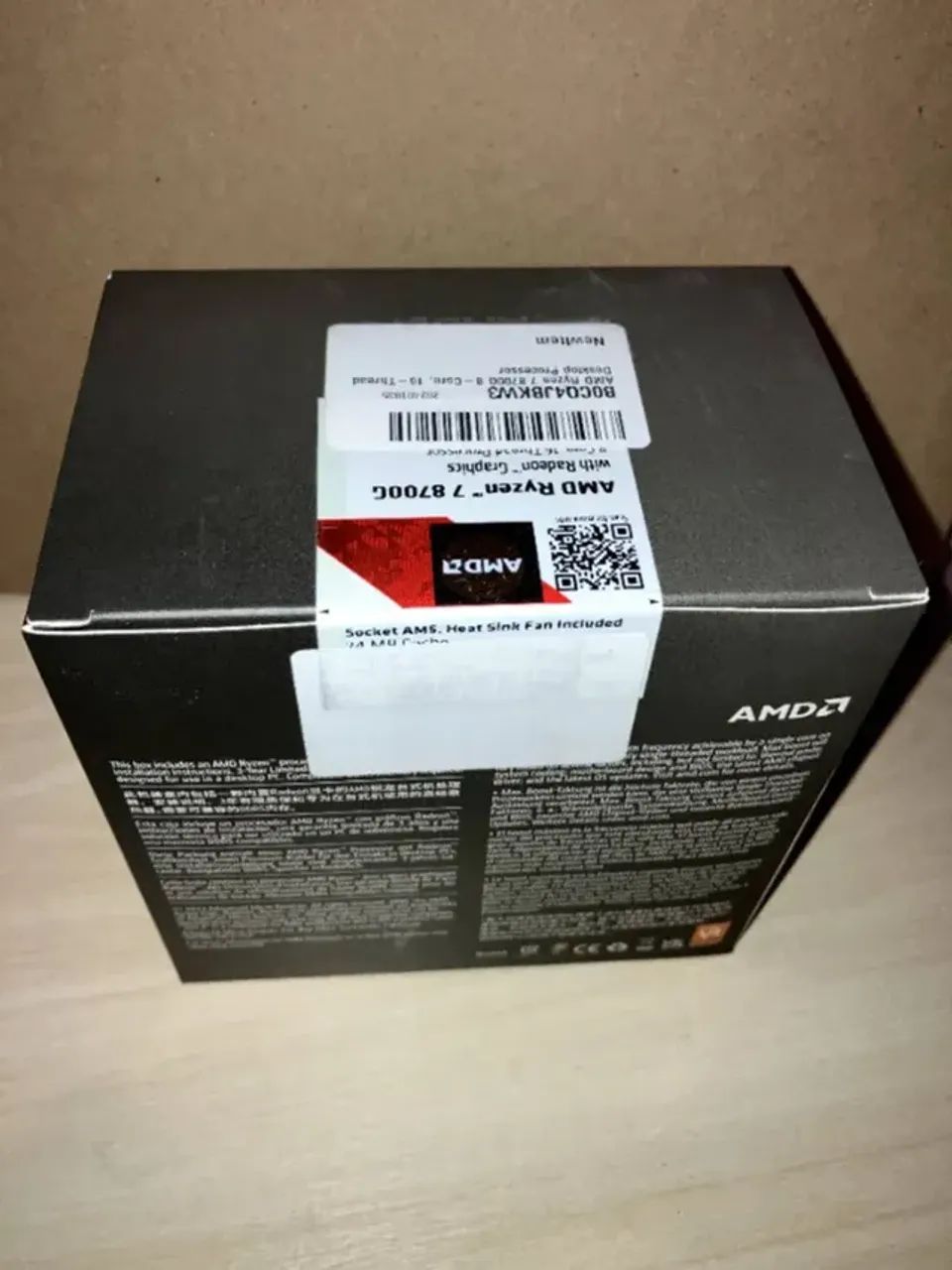 Processador AMD Ryzen 7 8700g Novo Lacrado com Garantia 8c/16t 5.1