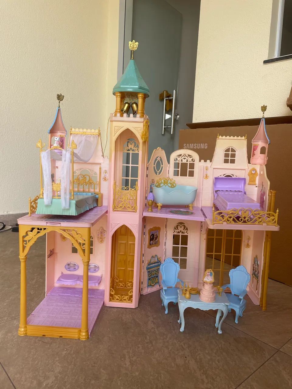 Castelo Barbie a princesa e a plebeia mattel 2004 - Foto 2