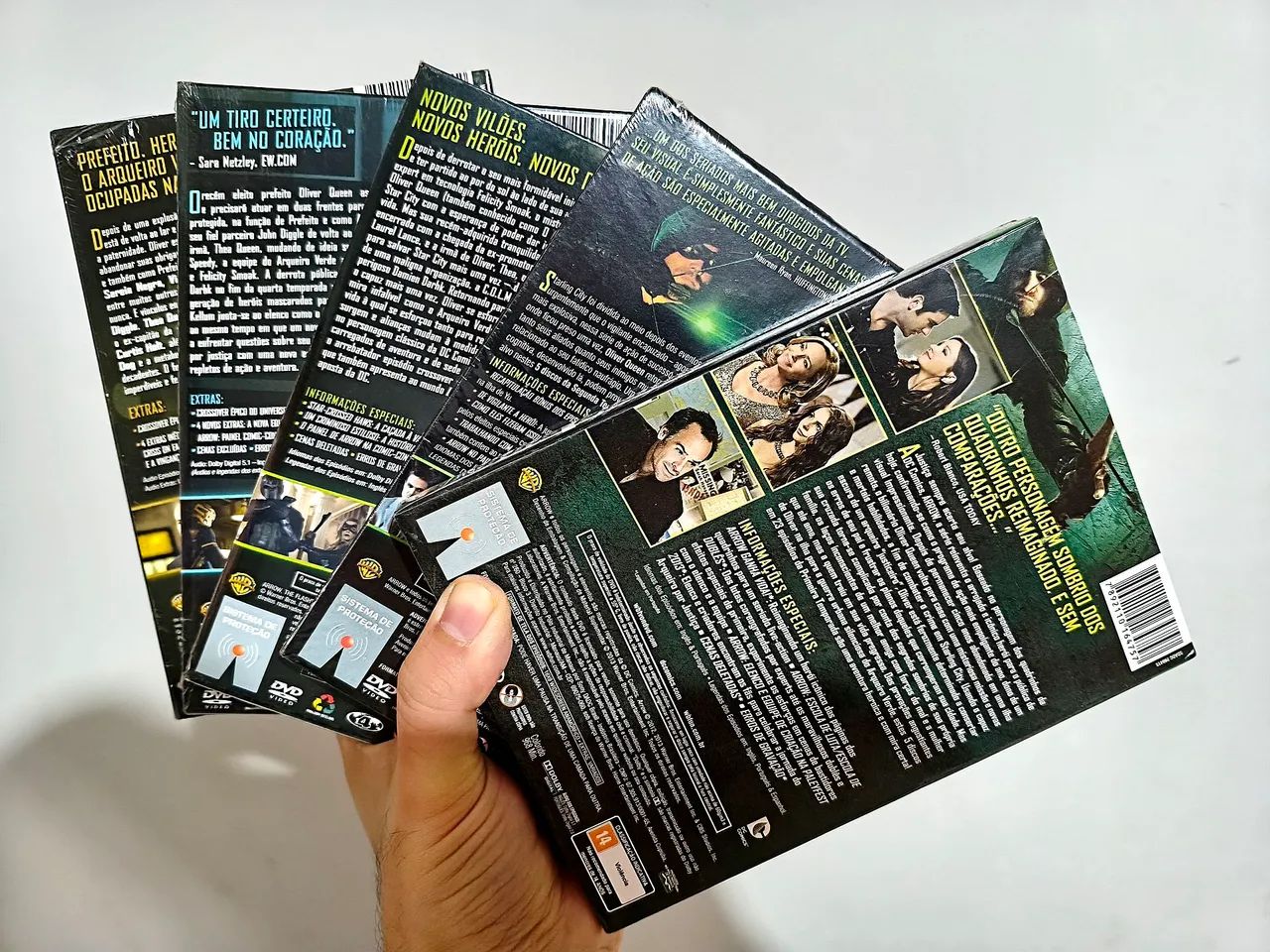 Arrow - Temporadas 1, 2, 4, 5 e 6 - DVD - Lacradas - Foto 2