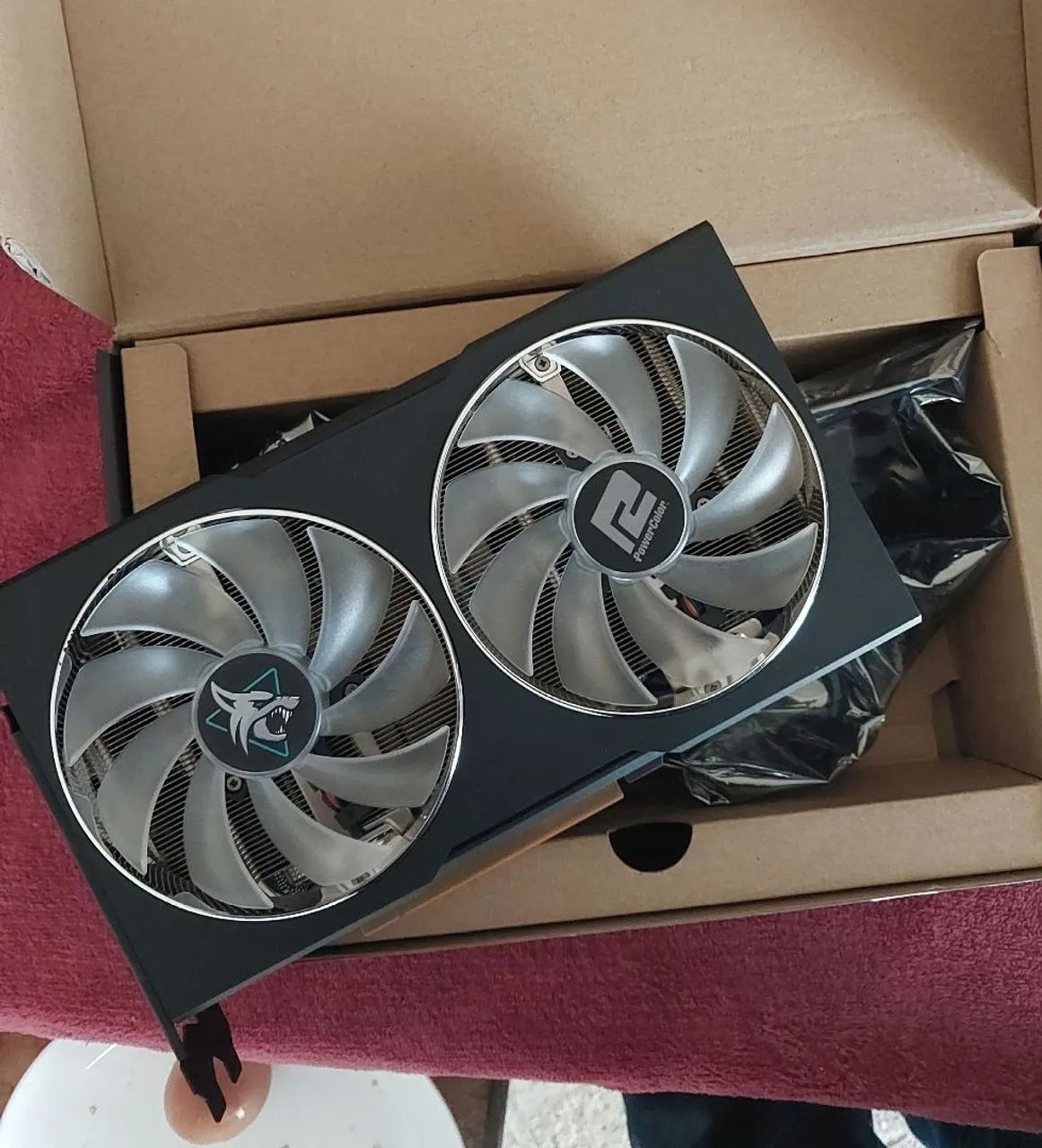Placa de Vídeo PowerColor Hellhound Radeon RX 6600 8GB