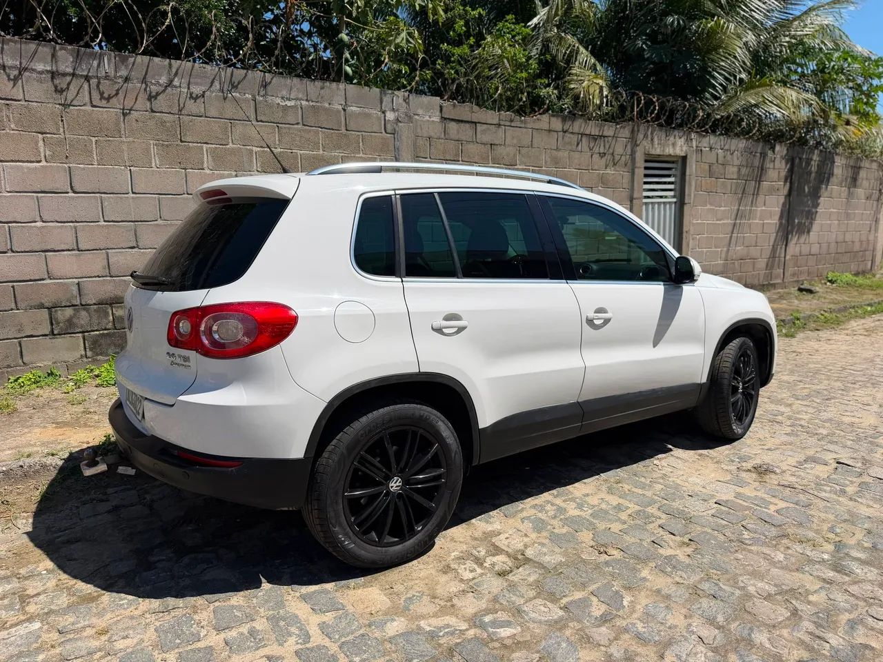Volkswagen Tiguan TIGUAN 2.0 TSI 16V 200cv Tiptronic 5p 2011