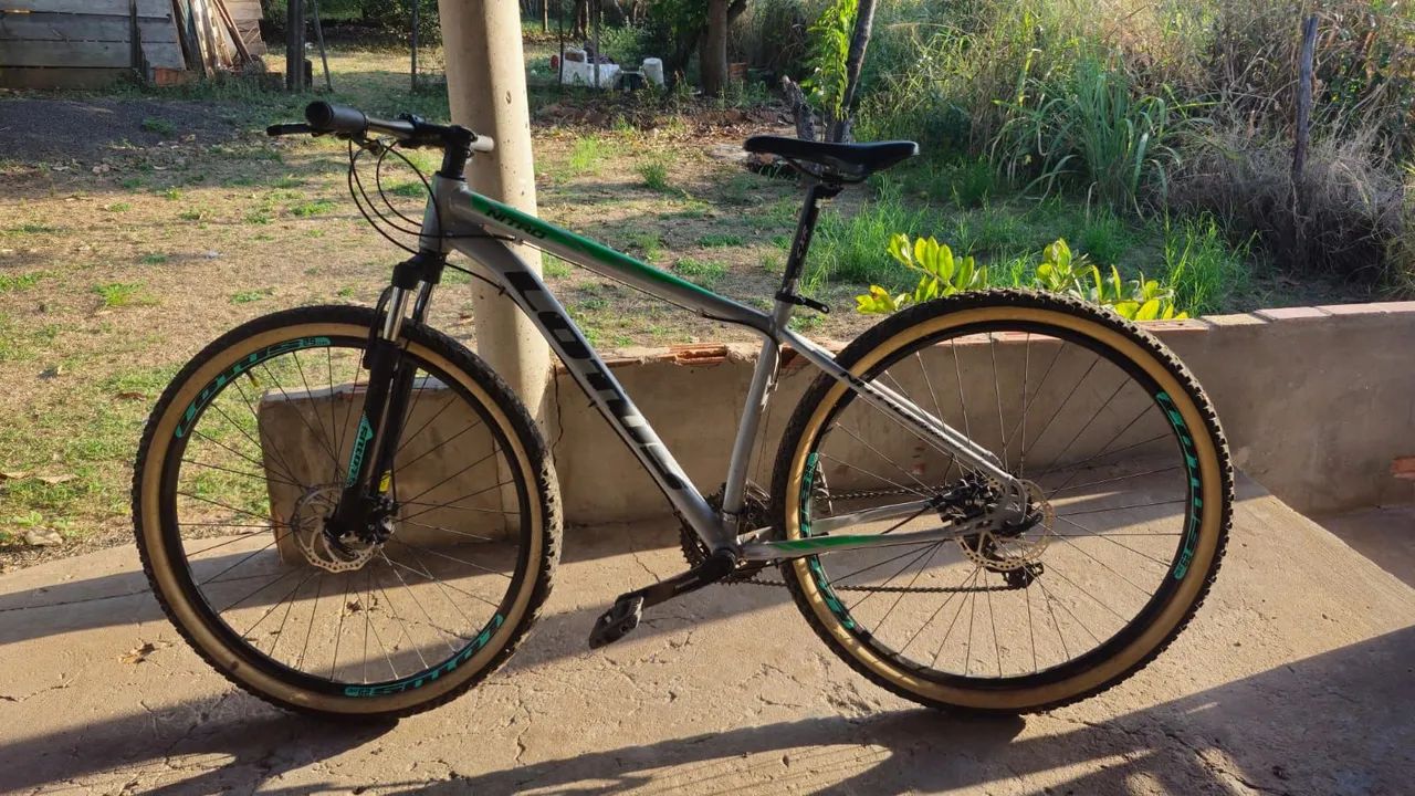 Vende - se Bicicleta ARO 29  - Foto 5