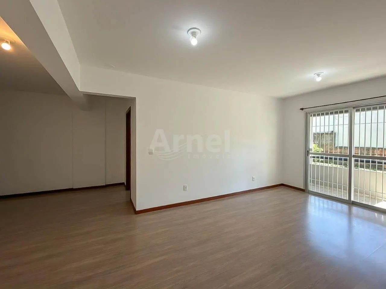 Apto 02 dorm - Centro