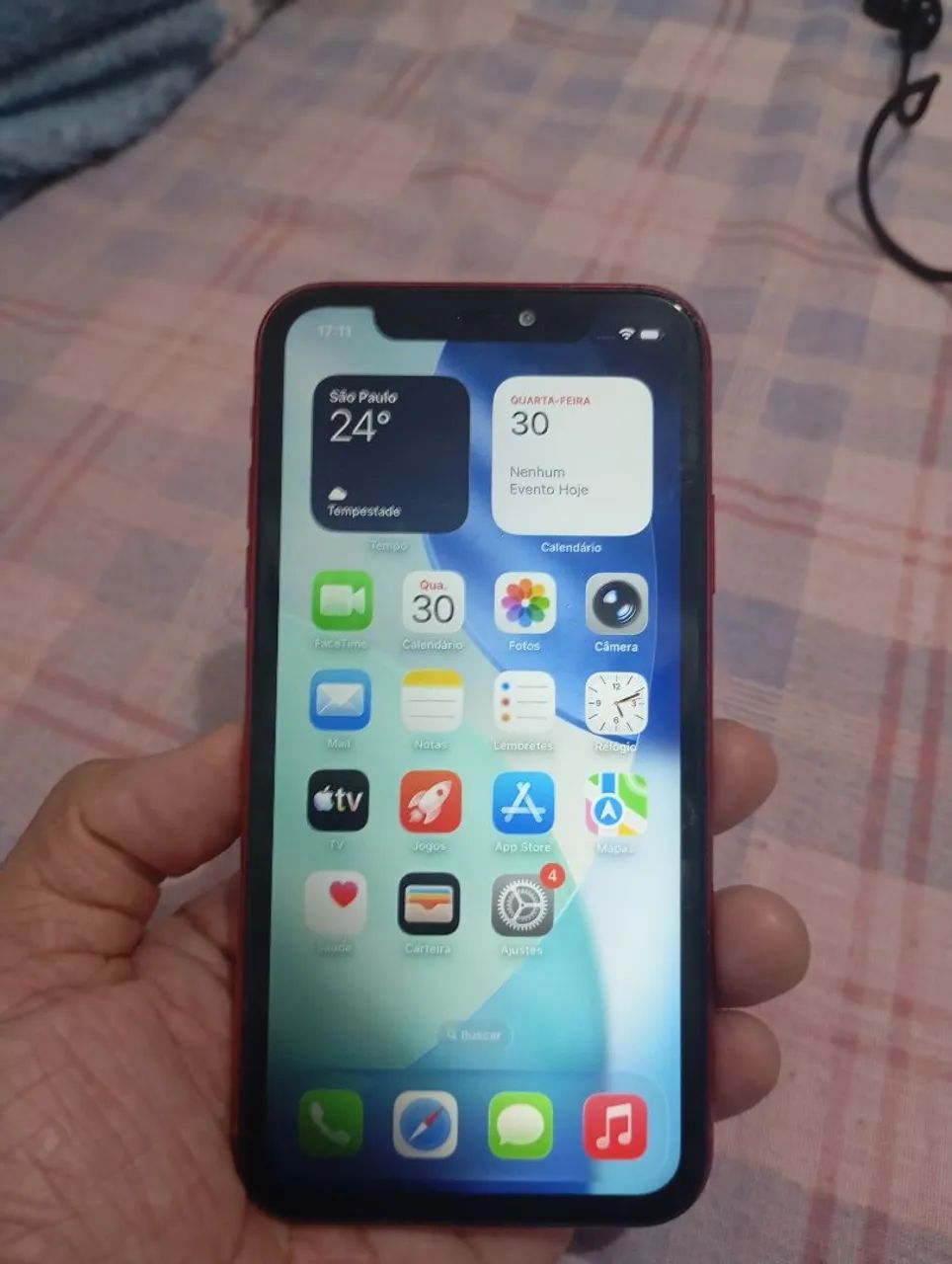 iPhone 11 red  - Foto 3