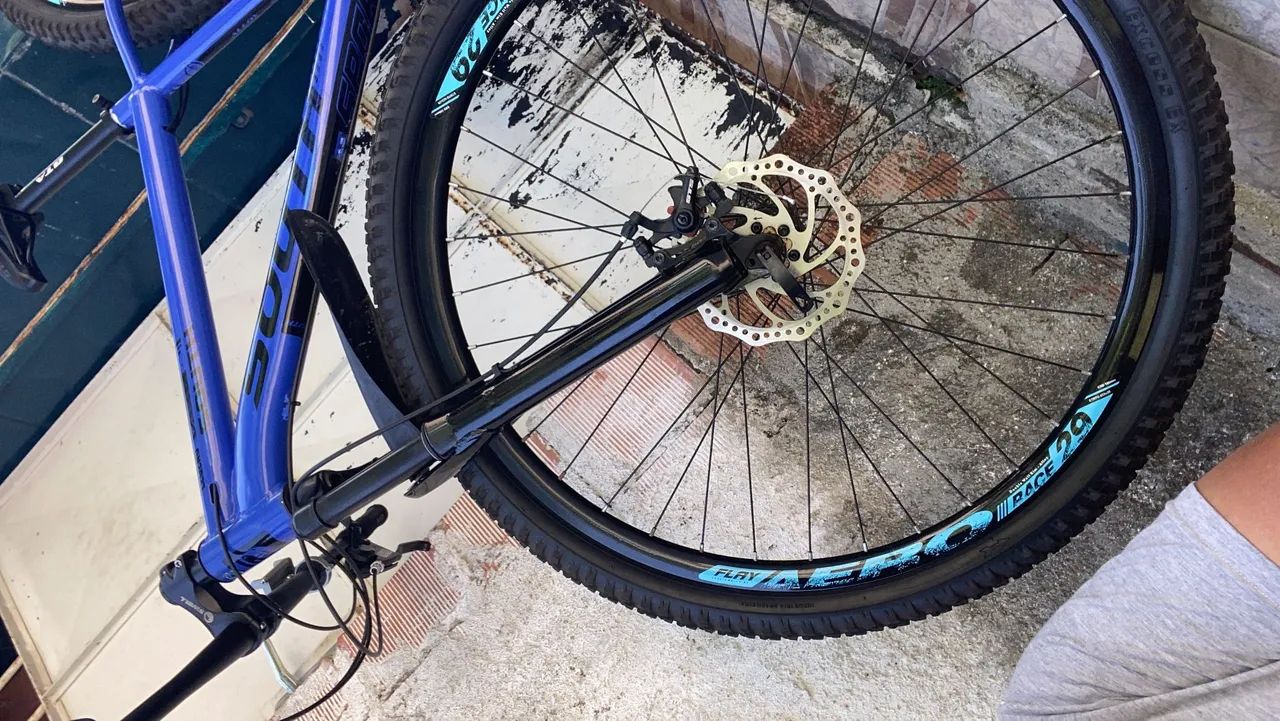 Vendo bicicleta aro 29 quadro 17 - Foto 3