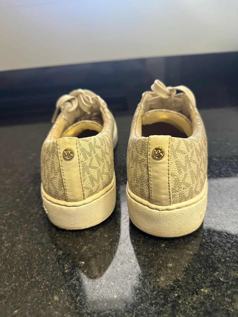Tênis Michael Kors n.37 - Foto 2