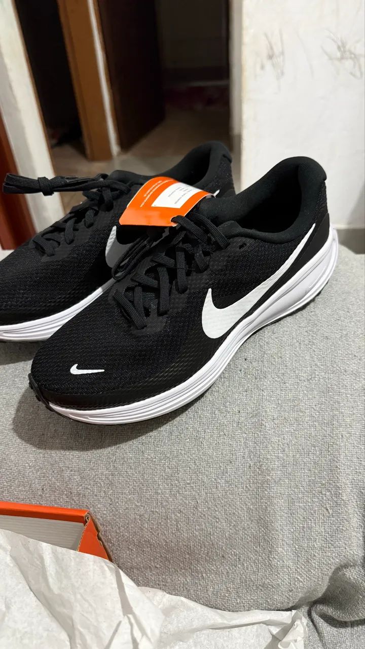 NIKE REVOLUTION 8 - Foto 2