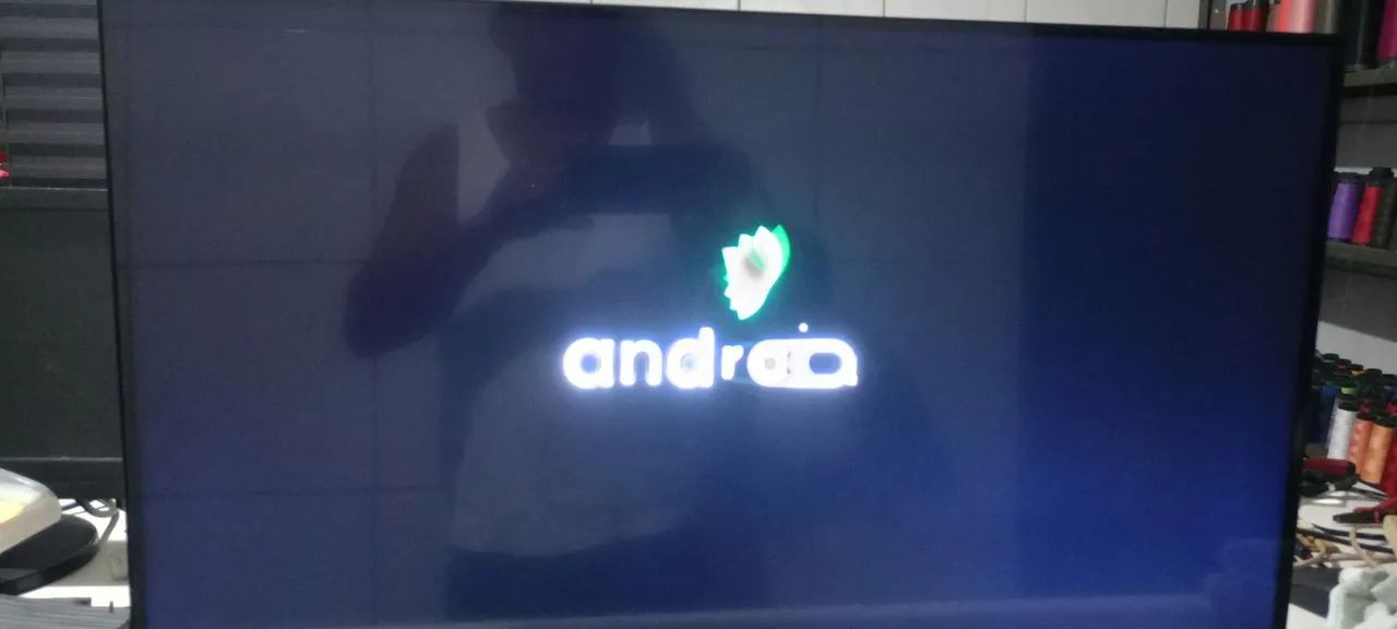 Smart TV 32" Philco Android LED (Perfeita para Parede) - Foto 2