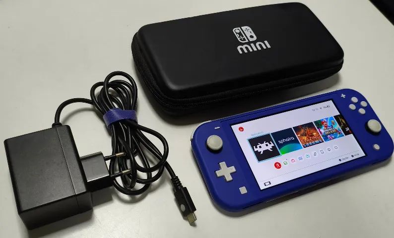 Nintendo Switch Lite Desbloqueado 128GB Com Case e Carregador