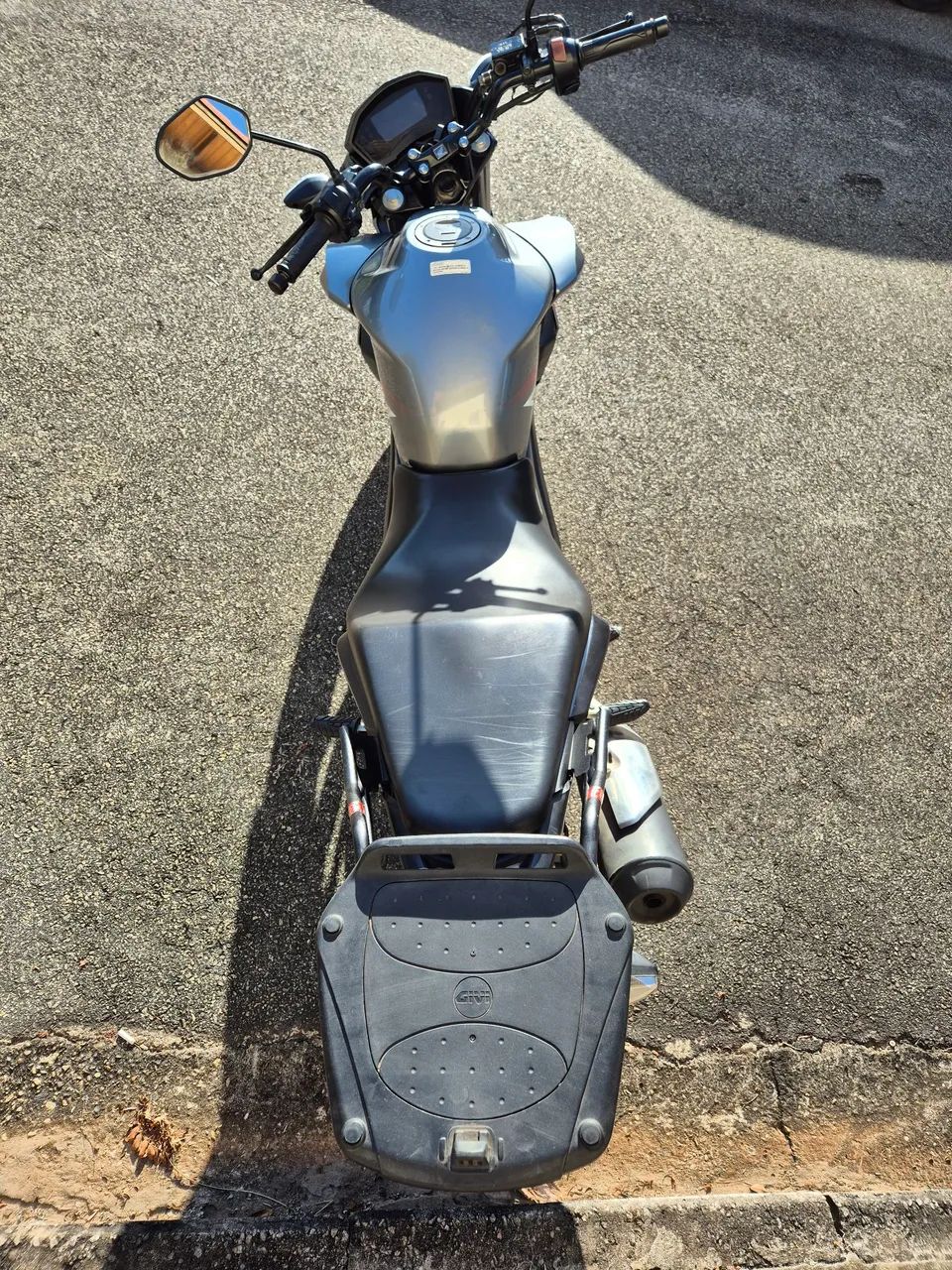 Vendo CB 250f 2018 - Foto 4