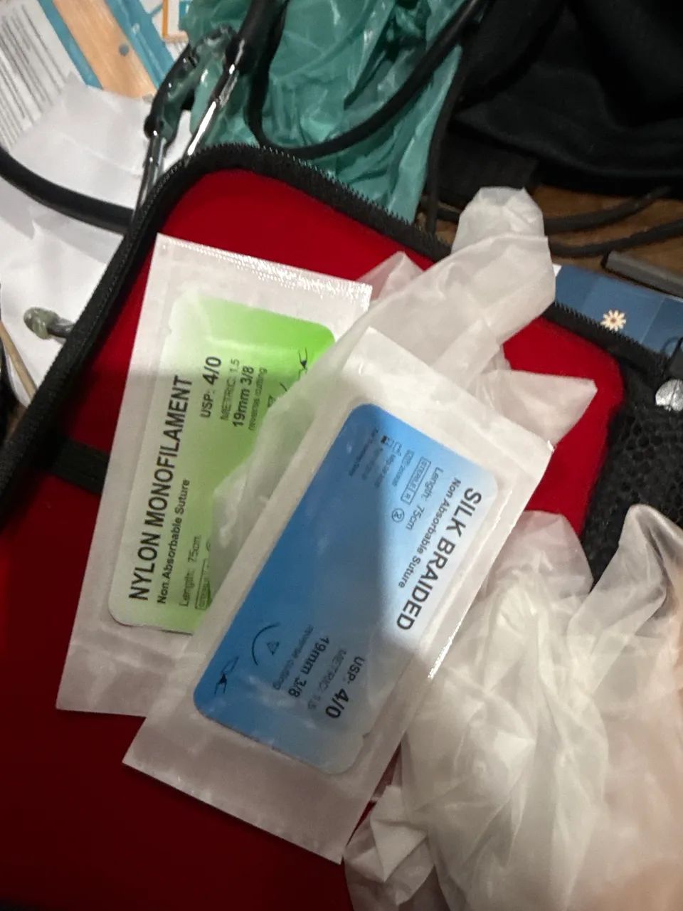 Kit de sutura pra estudante  - Foto 2