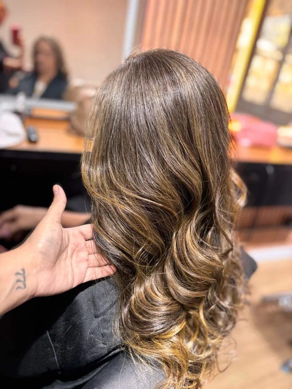 Progressiva Mechas Coloração  - Foto 4