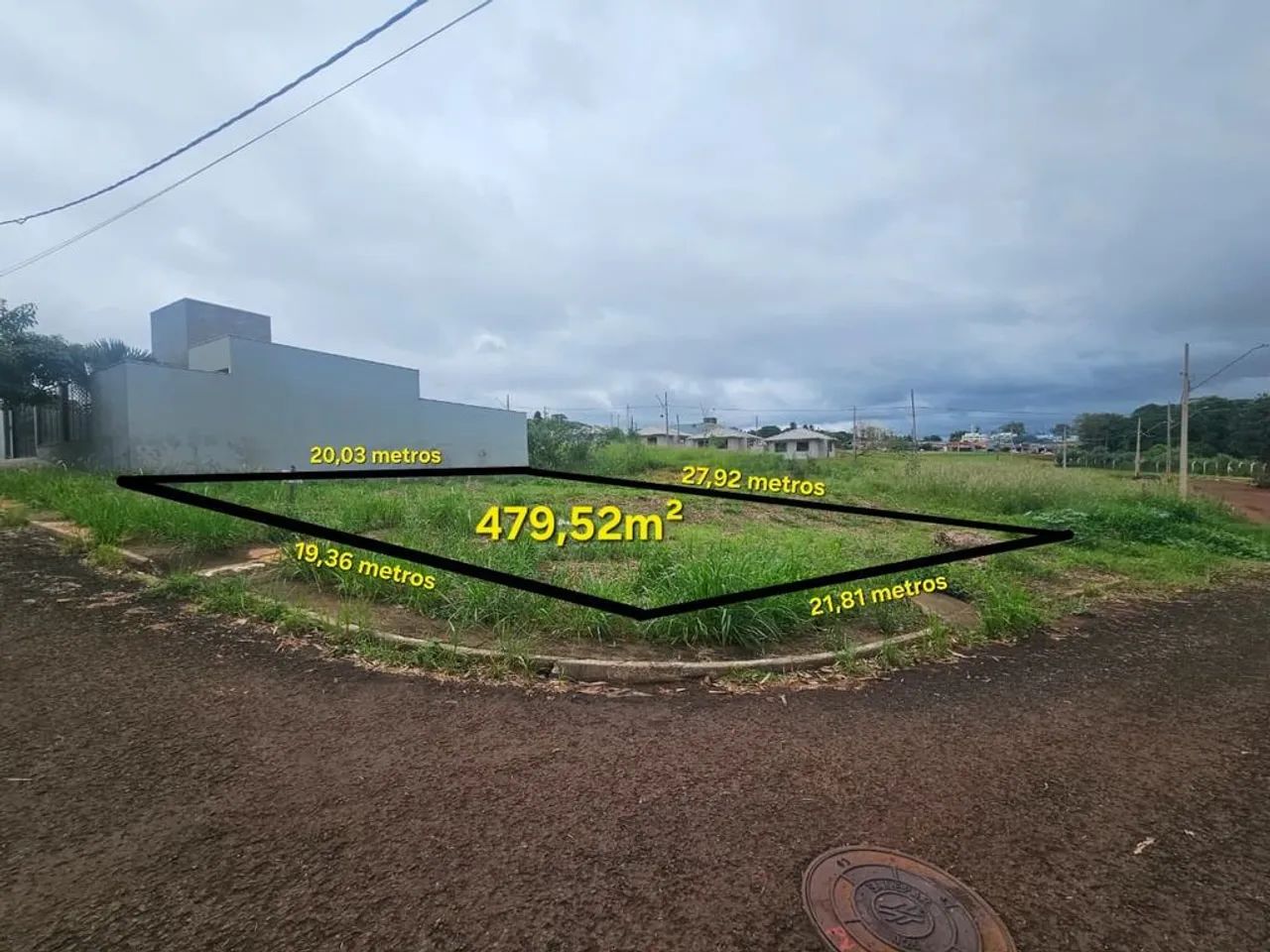 TERRENO PLAINO JARDIM MUNIQUE 479,52 M²