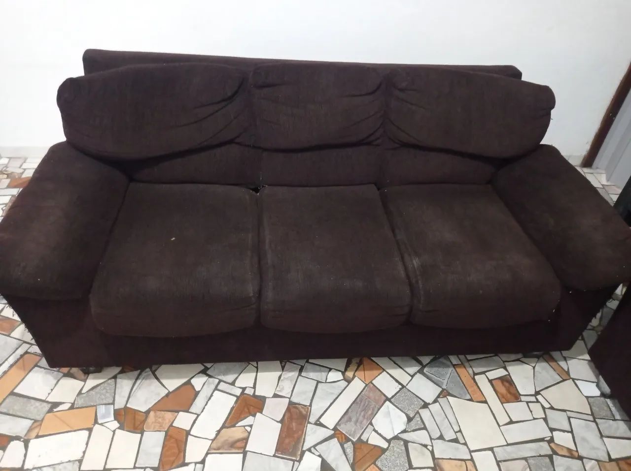 Par de sofá 3 e 2 lugares marrom - Foto 4