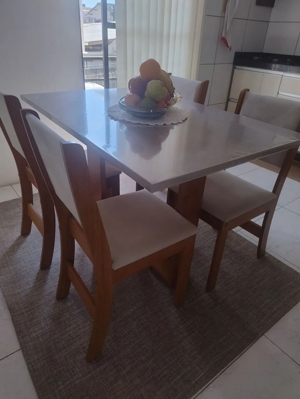 VENDO MESA C/4 CADEIRAS  - Foto 4