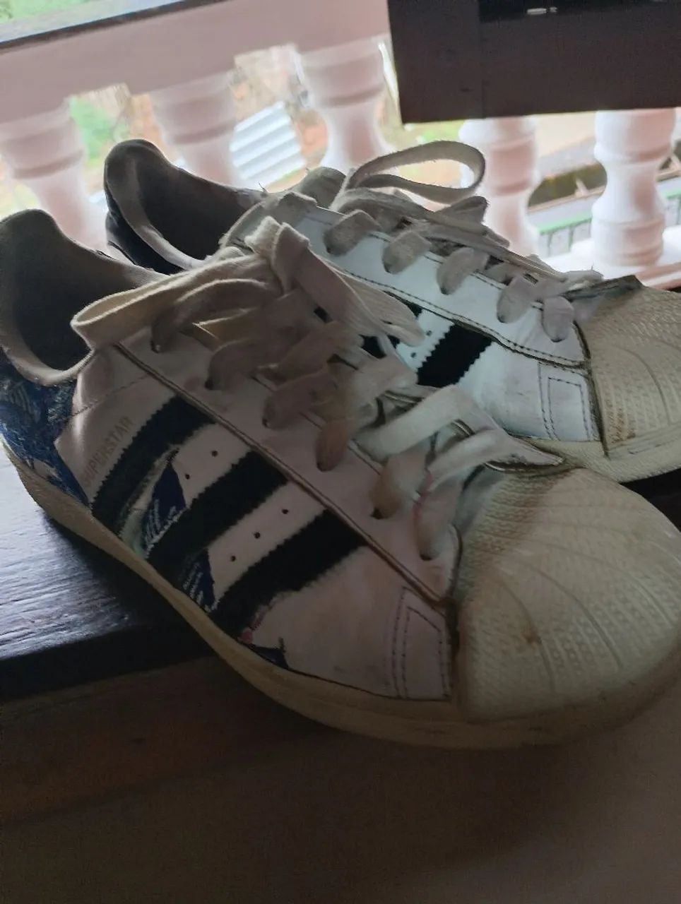 Tênis Adidas número 35