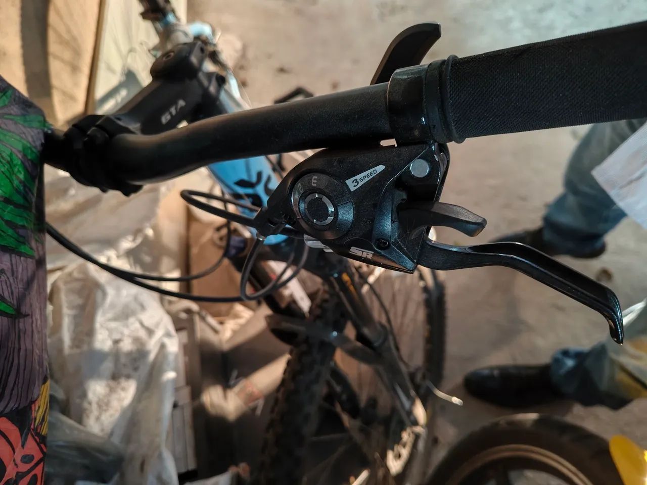 Bicicleta aro 29 azul - Foto 5