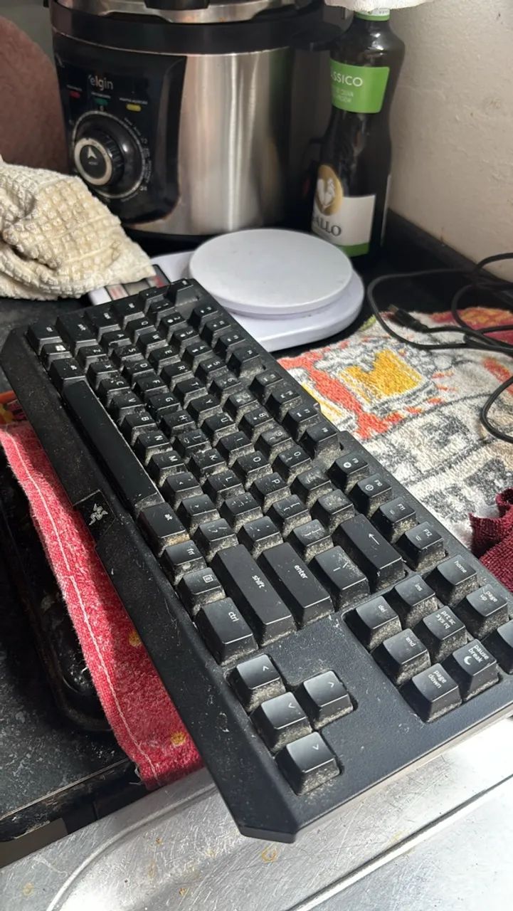 TECLADO RAZER BLACKWIDOW TE CHROMA V2  - Foto 4