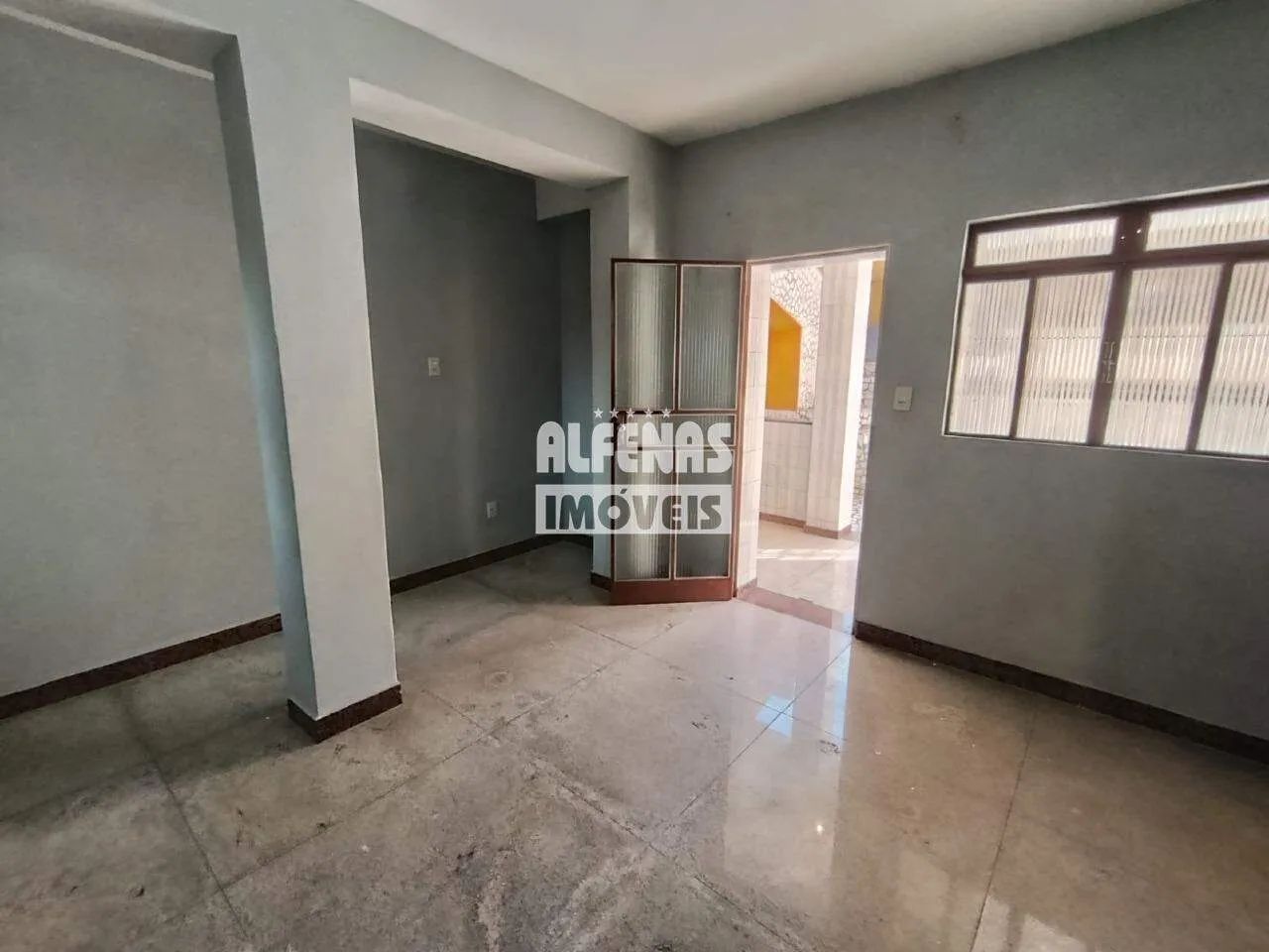 Casa para aluguel 2 quartos no Bairro Lindéia - Foto 2